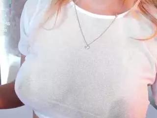 saliha-pinky from CamSoda is Freechat