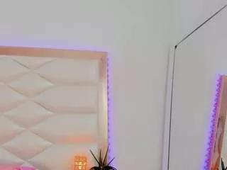 samanthaevans00 from CamSoda is Freechat