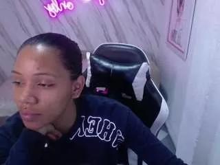 samara-b from CamSoda