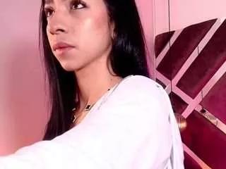 sara-lop from CamSoda is Freechat