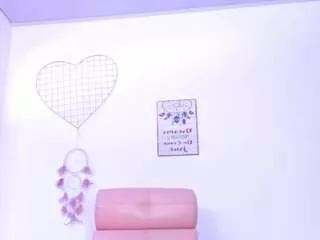 Photos of sara-rouge from CamSoda is Freechat