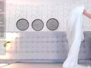 saraah-lopez from CamSoda is Freechat