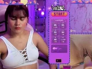 Discover our girls online shows and discover the company of countless livestreamers, with stunning shapes, sex toys and more.