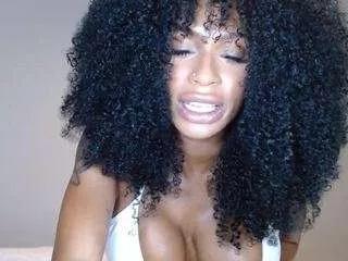 Photos of saraiminx from CamSoda is Freechat