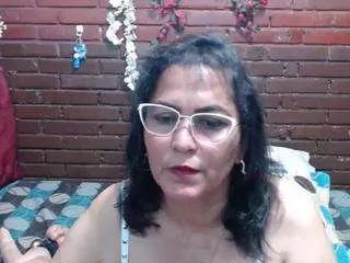 saralove43 from CamSoda