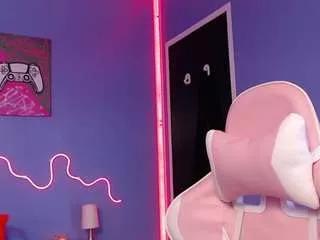 saraxcampur from CamSoda is Freechat