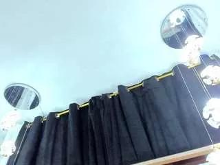 sarayroyse from CamSoda