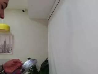 sassy-girl from CamSoda