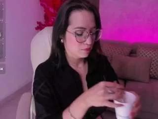 scarlet-jons from CamSoda is Freechat