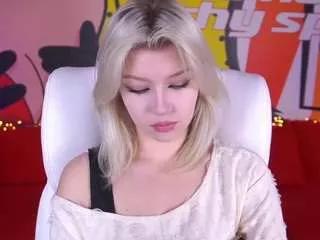 selenairiss from CamSoda is Freechat