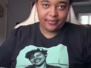 sexylovebun from CamSoda is Freechat