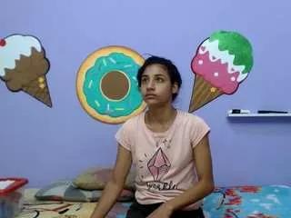 skinnycanella18 from CamSoda is Freechat