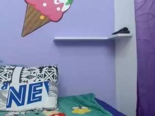 skinnyverus18 from CamSoda is Freechat