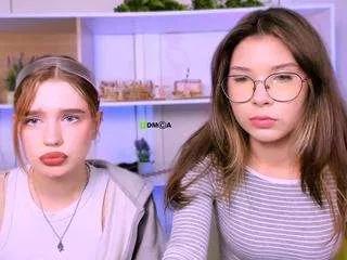 stella-noir from CamSoda is Freechat