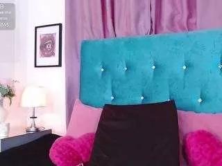 summerelletra from CamSoda