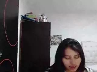 sweethsophie from CamSoda