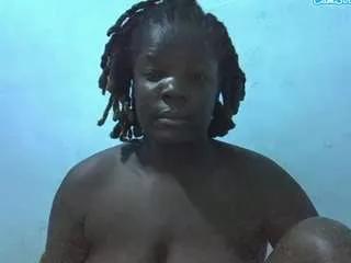 sweetsaasha from CamSoda