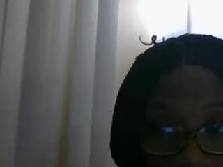sweetsexiecool from CamSoda