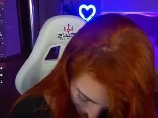 sweetyonee from CamSoda