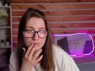 tararyan from CamSoda is Freechat