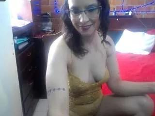 Photos of tatyanamatture from CamSoda is Freechat