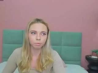 tessaadorable from CamSoda