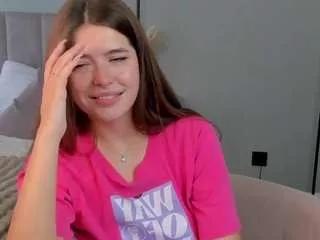 Photos of thanhklopfenstein from CamSoda is Freechat