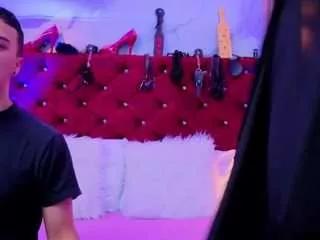 tonyandmia2 from CamSoda is Freechat