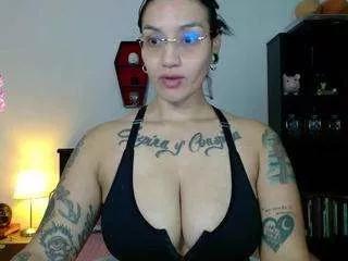 toothyy from CamSoda