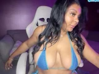 Photos of tsunamihottie from CamSoda is Freechat