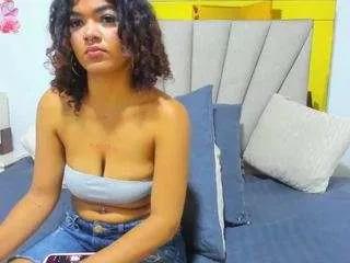 Photos of vahiolet-fuentes1 from CamSoda is Freechat