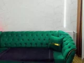 vanessa-posh from CamSoda is Freechat