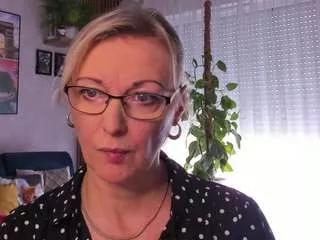 vanessasoft from CamSoda is Freechat