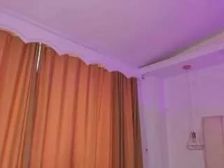 Photos of venusssxxx from CamSoda is Freechat