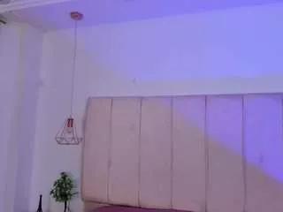 venusssxxx from CamSoda is Freechat