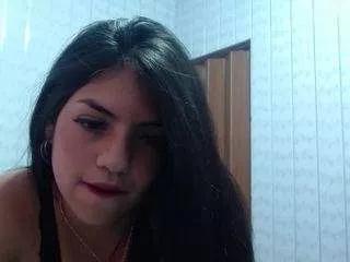 victoria-alvarez from CamSoda is Freechat