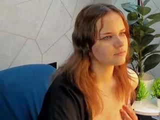 vivian-hortton from CamSoda