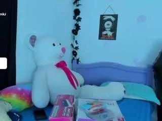 vivibambi from CamSoda