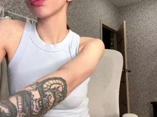 Vivienhurtz webcams show profile image 