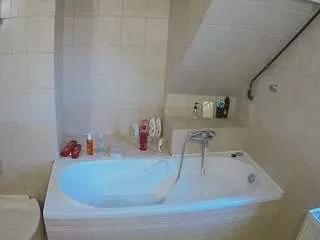 Photos of voyeurcam-julmodels-bath-2nd-1 from CamSoda is Freechat