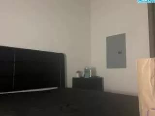 Photos of xokenziexo from CamSoda is Freechat