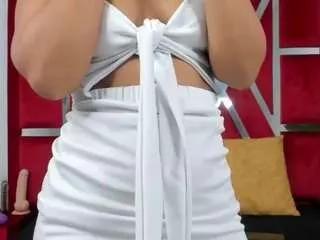 zaraht from CamSoda