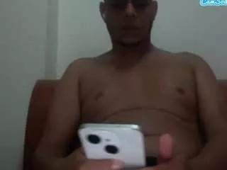 zeushorny10 from CamSoda is Freechat