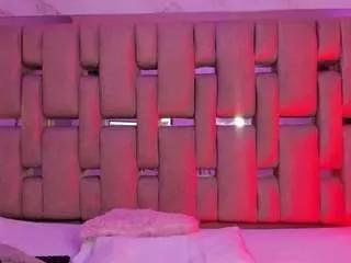Zharalux webcams show profile image 