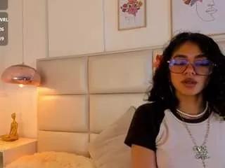 Photos of zukyxyakihiro89 from CamSoda is Freechat