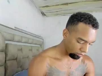 11inchesblackcock from Chaturbate