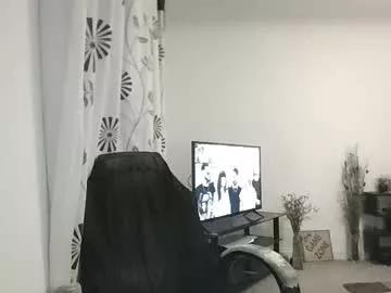 33uk3 from Chaturbate