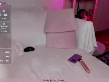 _kiki_pie from Chaturbate