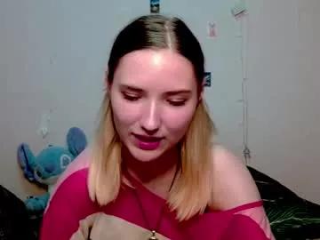 _kikiclark_ from Chaturbate