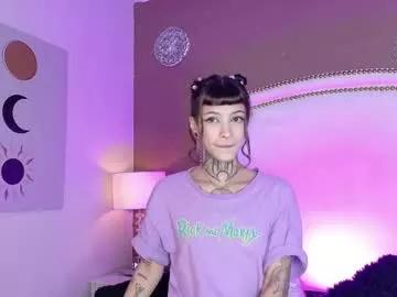 aa_lunit from Chaturbate